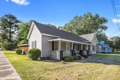 501 N Raiford Street, Selma, NC 27576 - Photo 3