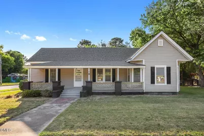 501 N Raiford Street, Selma, NC 27576 - Photo 1