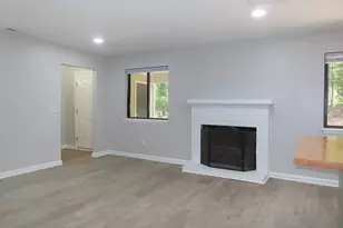 913 Shady Lawn Rd, Chapel Hill, NC 27514 - Photo 5