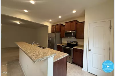49 E Grove Point Drive, Clayton, NC 27527 - Photo 3