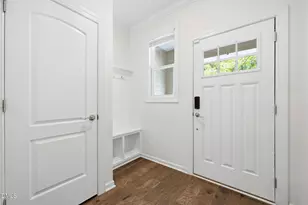 206 Vista Creek Pl, Cary, NC 27511 - Photo 7