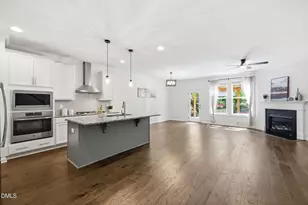 206 Vista Creek Pl, Cary, NC 27511 - Photo 5