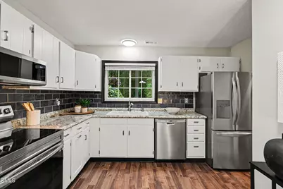 28 Willow Bridge Drive, Durham, NC 27707 - Photo 7