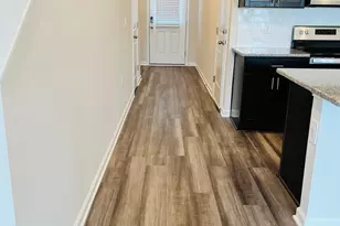 929 Field Ivy Dr, Fuquay-Varina, NC 27526 - Photo 5