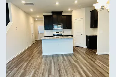 929 Field Ivy Drive, Fuquay-Varina, NC 27526 - Photo 3
