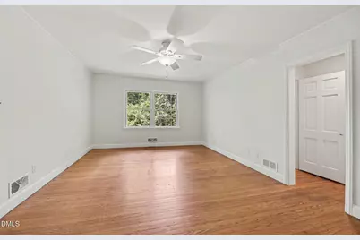 518 W Elk Street, Siler City, NC 27344 - Photo 11