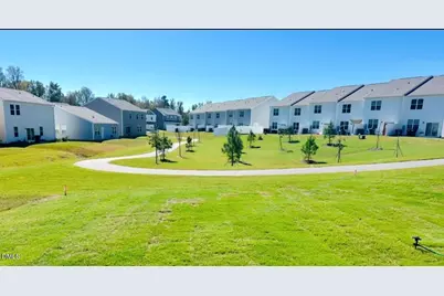 105 Valvanos Way, Clayton, NC 27520 - Photo 5