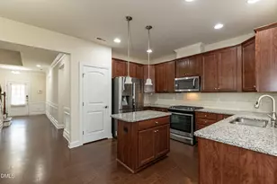 226 Daymire Glen Ln, Cary, NC 27519 - Photo 9