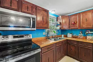 2505 Neville Rd, Chapel Hill, NC 27516 - Photo 7