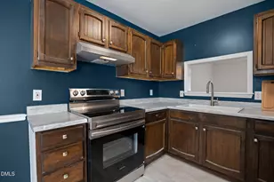 8218 Merriweather Cir, Raleigh, NC 27616 - Photo 11
