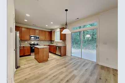 2809 Roundleaf Court, Raleigh, NC 27604 - Photo 3
