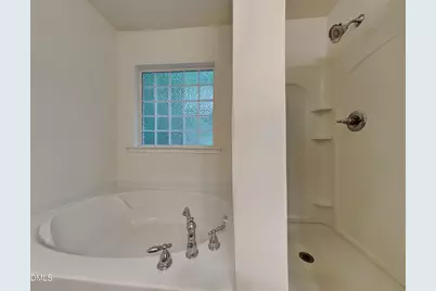 2809 Roundleaf Court, Raleigh, NC 27604 - Photo 7