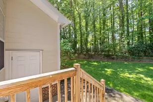100 Brush Stream Dr, Cary, NC 27511 - Photo 43