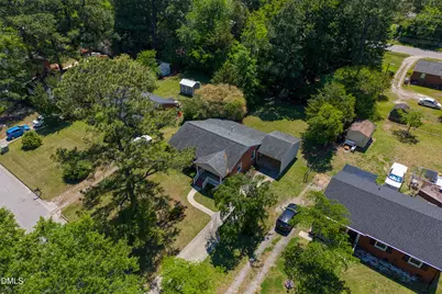 207 Centre Street, Tarboro, NC 27886 - Photo 19