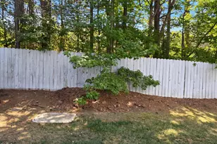 109 S McLean Ct, Cary, NC 27513 - Photo 17