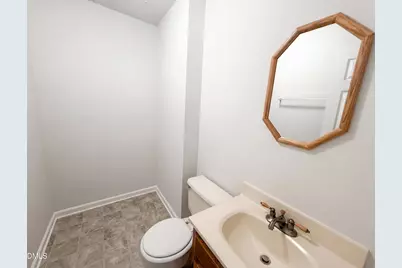 109 S McLean Court, Cary, NC 27513 - Photo 15