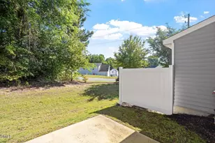 4369 Bethel Park Dr, Raleigh, NC 27610 - Photo 27