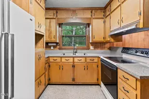 215 Trail 8, Burlington, NC 27215 - Photo 13