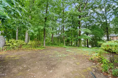 215 Trail Eight, Burlington, NC 27215 - Photo 9