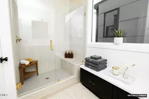 209 Woodsborough Pl, Raleigh, NC 27601 - Photo 17