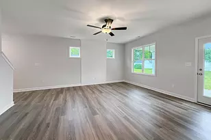 207 4th St, Erwin, NC 28339 - Photo 7