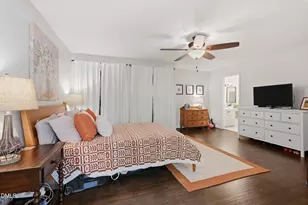 411 Summerwalk Cir, Chapel Hill, NC 27517 - Photo 21