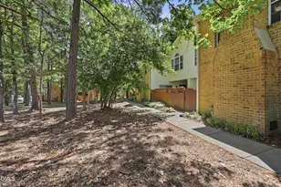 411 Summerwalk Cir, Chapel Hill, NC 27517 - Photo 3