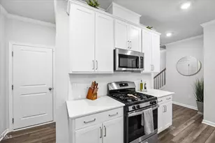 300 Garden Vine Trl, Raleigh, NC 27610 - Photo 9