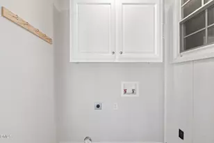 1504 Overbrook Rd, Burlington, NC 27215 - Photo 17