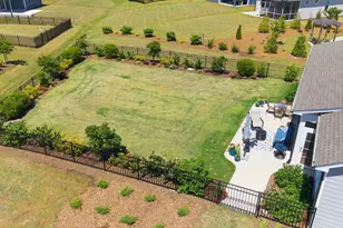 2009 Flycatcher Ln, Fuquay Varina, NC 27526 - Photo 9