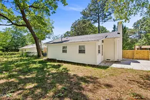 829 Greenwich St, Raleigh, NC 27610 - Photo 3