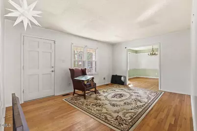 101 E Wilson Street, Smithfield, NC 27577 - Photo 5