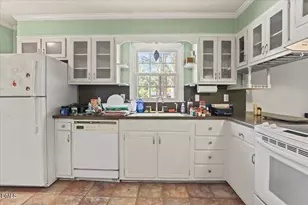 101 E Wilson St, Smithfield, NC 27577 - Photo 13
