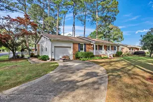 101 E Wilson St, Smithfield, NC 27577 - Photo 3