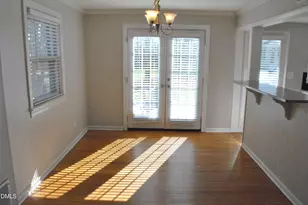 1038 Nichols Dr, Raleigh, NC 27605 - Photo 15