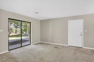 1630 Oxford Rd, Henderson, NC 27536 - Photo 7