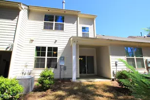 10019 Lynnberry Pl, Raleigh, NC 27617 - Photo 15