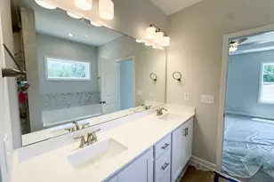 10 Diamond Crk Dr, Zebulon, NC 27597 - Photo 11