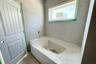 10 Diamond Crk Dr, Zebulon, NC 27597 - Photo 11