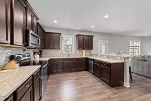 94 Diamond Creek Dr, Clayton, NC 27520 - Photo 7