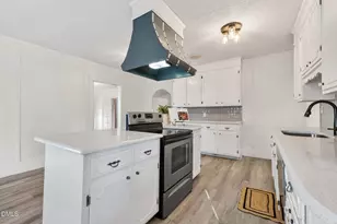 207 W 3rd St, Princeton, NC 27569 - Photo 13