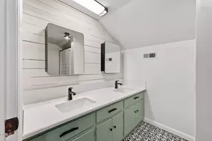 207 W 3rd St, Princeton, NC 27569 - Photo 39