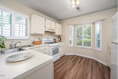 104 Duchess Lane, Chapel Hill, NC 27517 - Photo 7