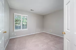 104 Duchess Ln, Chapel Hill, NC 27517 - Photo 15