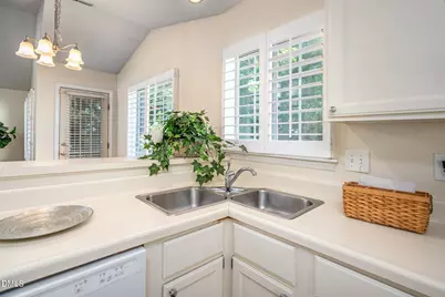 104 Duchess Lane, Chapel Hill, NC 27517 - Photo 9