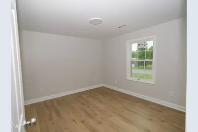 109 Hazel Street, Goldsboro, NC 27530 - Photo 11