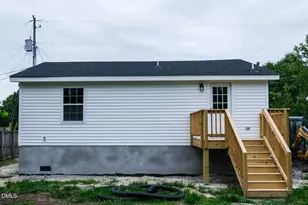 109 Hazel St, Goldsboro, NC 27530 - Photo 5