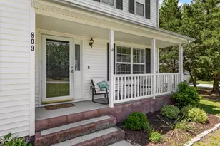 809 Swan Hill Ct, Fuquay-Varina, NC 27526 - Photo 3