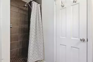 4509 Keswick Dr, Raleigh, NC 27609 - Photo 25