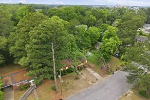 402 Abel St, Greenville, NC 27834 - Photo 7